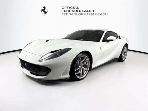 2020 Ferrari 812 Superfast Base