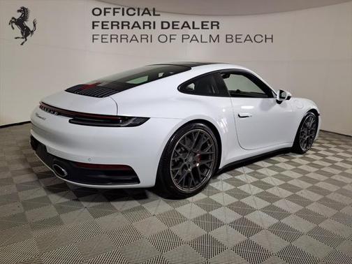 2021 Porsche 911 Carrera 4S
