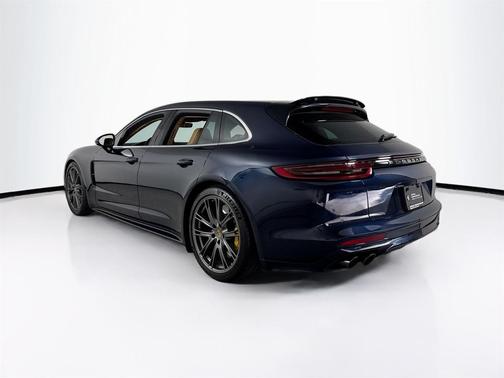 2019 Porsche Panamera Turbo