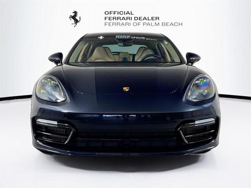 2019 Porsche Panamera Turbo