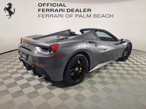 2018 Ferrari 488 Spider Base