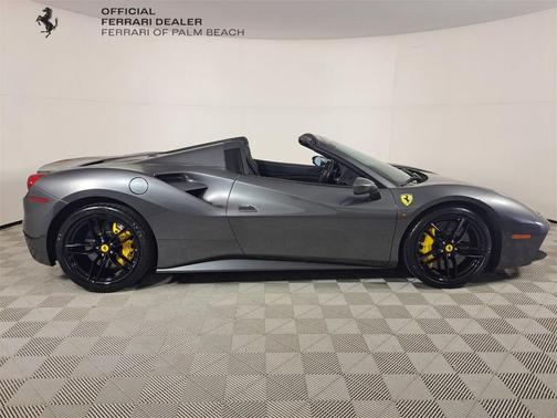 2018 Ferrari 488 Spider Base