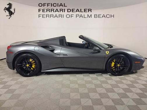 2018 Ferrari 488 Spider Base