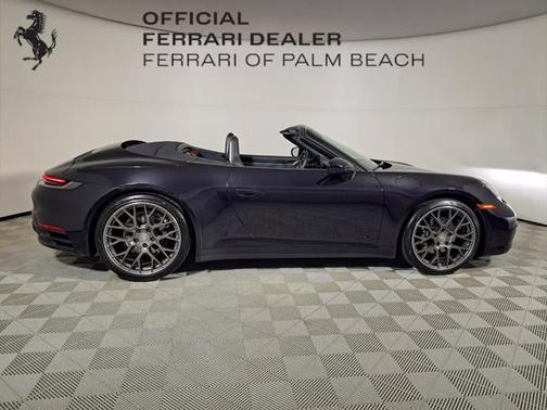 2020 Porsche 911 Carrera