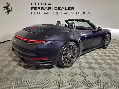 2020 Porsche 911 Carrera