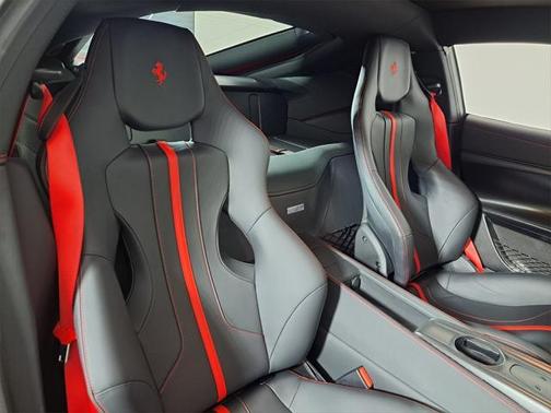 2017 Ferrari F12tdf Base