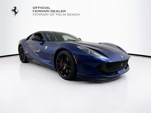 2019 Ferrari 812 Superfast 