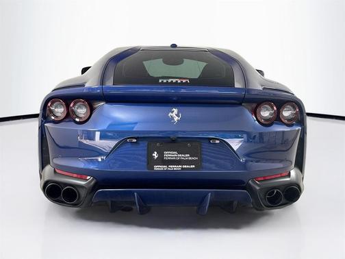 2019 Ferrari 812 Superfast 
