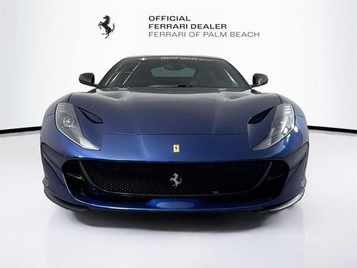 2019 Ferrari 812 Superfast 