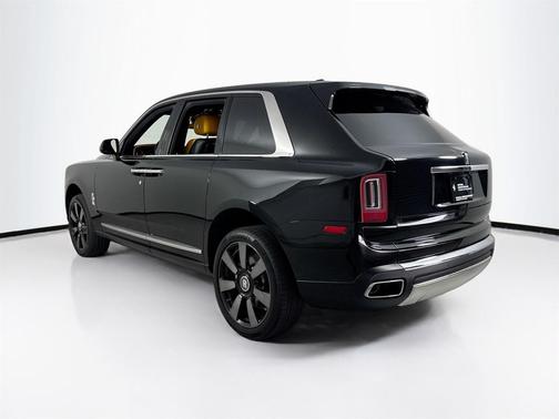 2023 Rolls-Royce Cullinan 