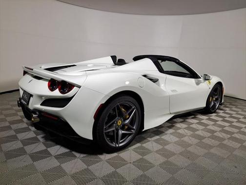 2023 Ferrari F8 Spider Base