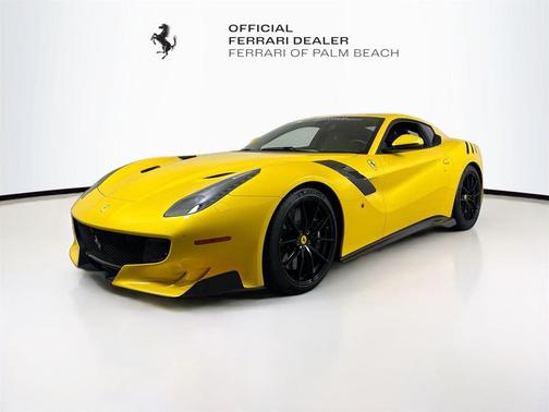 Giallo Triplo Strato 2017 Ferrari F12tdf