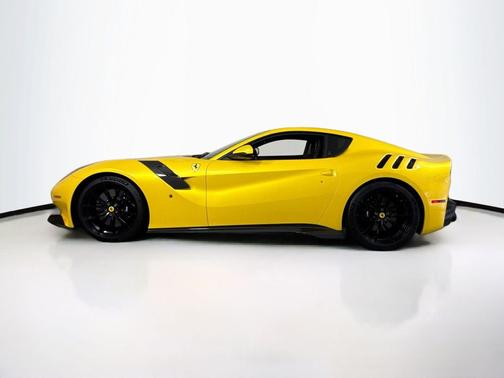 Giallo Triplo Strato 2017 Ferrari F12tdf