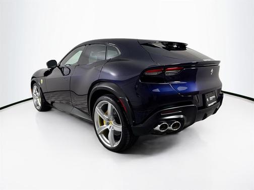 2024 Ferrari Purosangue Base