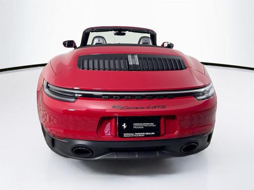 2024 Porsche 911 Carrera 4 GTS