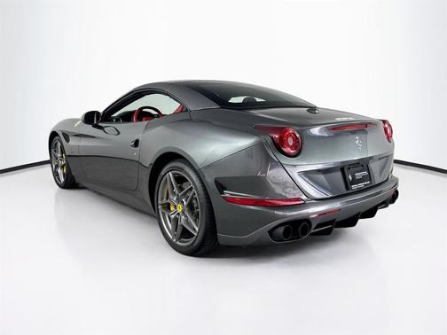 2017 Ferrari California T