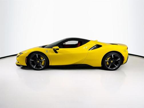 2024 Ferrari SF90 Spider 