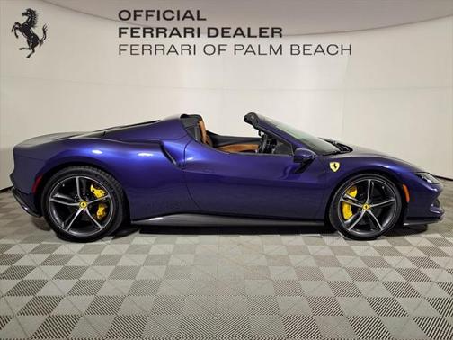 2024 Ferrari 296 GTS Base