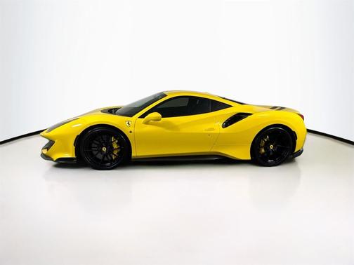 2020 Ferrari 488 Pista Base