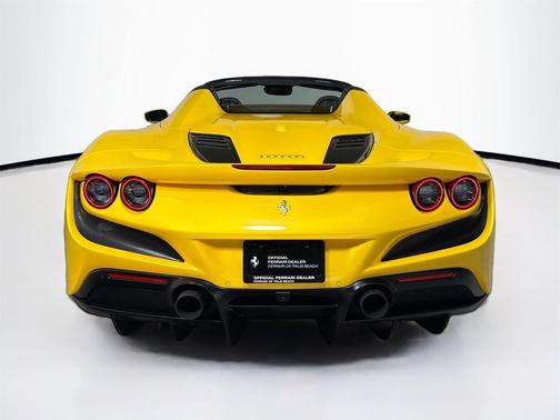 2023 Ferrari F8 Spider 