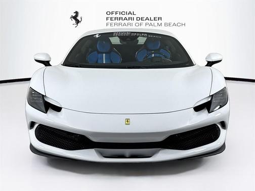 2025 Ferrari 296 GTS 