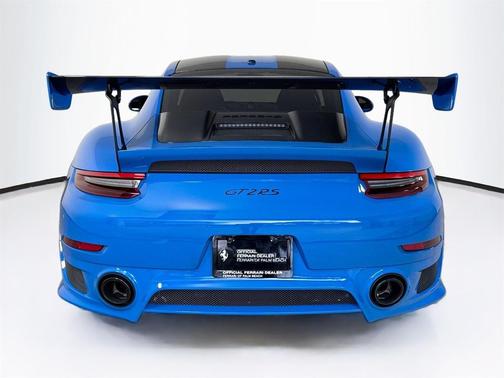 2018 Porsche 911 GT2 RS