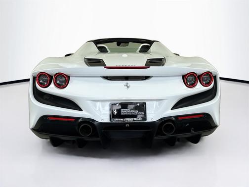 2022 Ferrari F8 Spider 