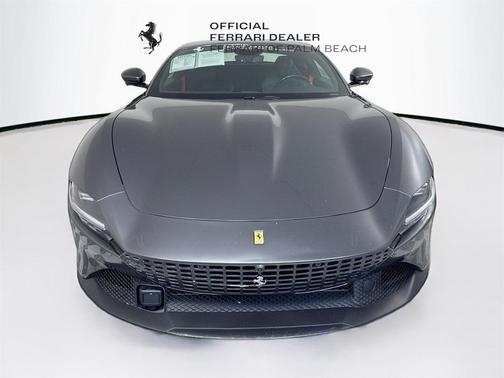 2022 Ferrari Roma Base