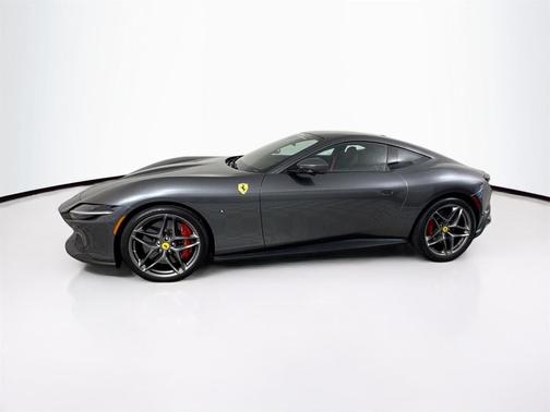 2022 Ferrari Roma Base