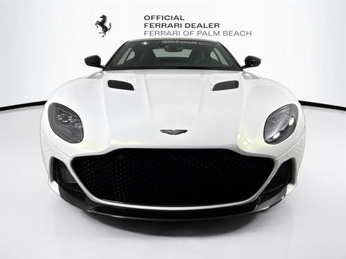 2023 Aston Martin DBS Base