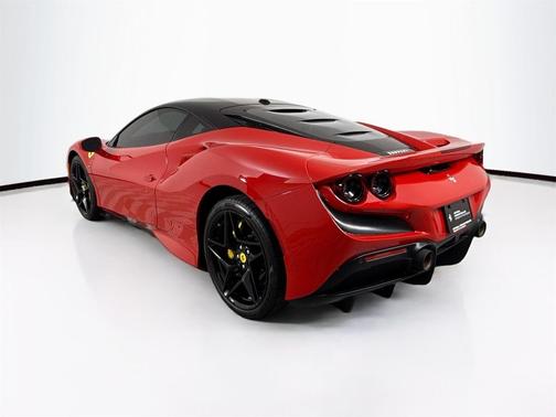 2022 Ferrari F8 Tributo Base