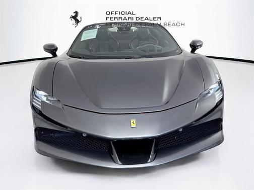 2022 Ferrari SF90 Spider Base
