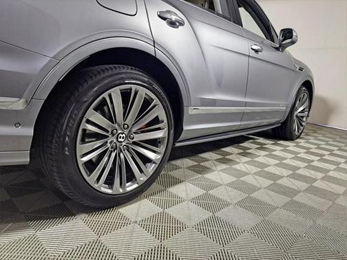 2022 Bentley Bentayga Speed