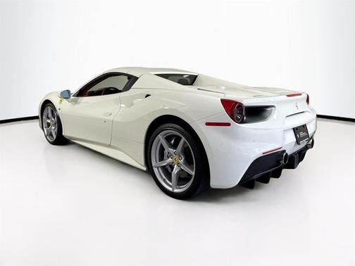 2019 Ferrari 488 Spider 