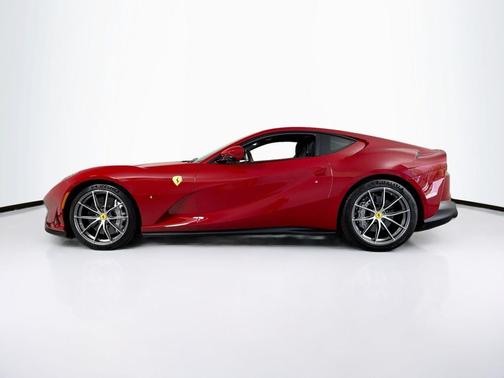 2020 Ferrari 812 Superfast 