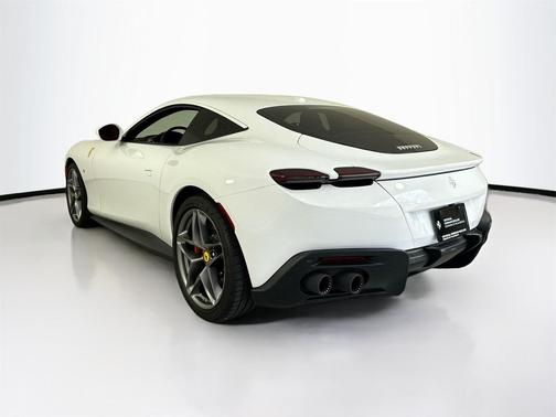2023 Ferrari Roma 