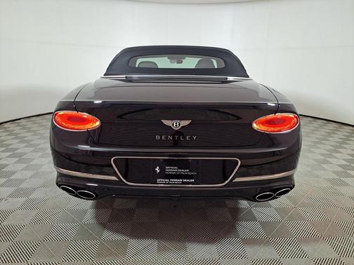 2022 Bentley Continental GT V8