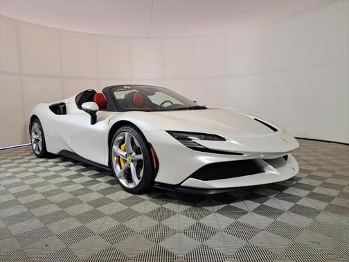 2024 Ferrari SF90 Spider Base