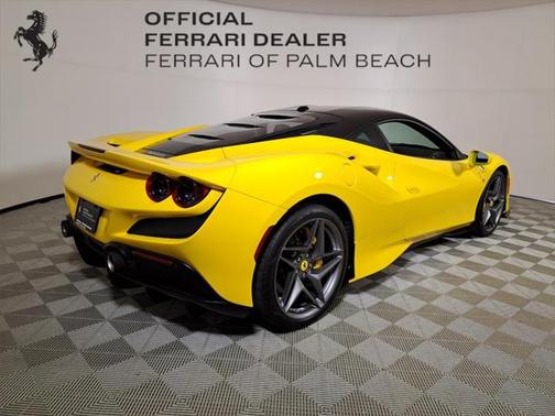 2022 Ferrari F8 Tributo Base