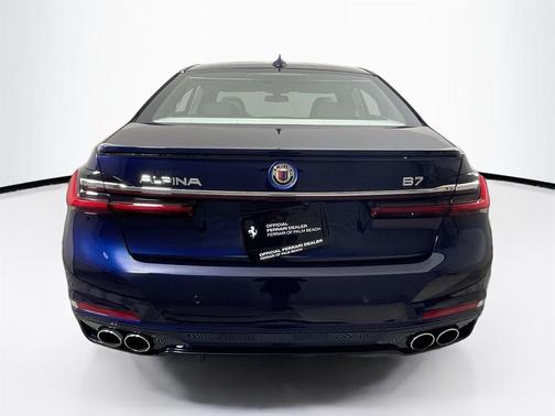 2022 BMW ALPINA B7 xDrive