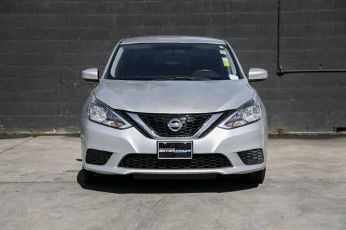 Photo 2 of 28 of 2017 Nissan Sentra S