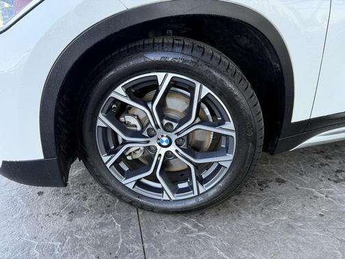 2021 BMW X1 xDrive28i