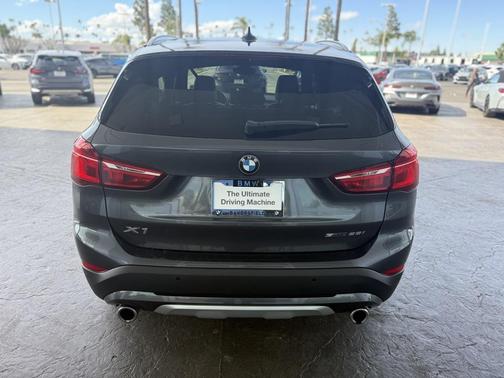 2021 BMW X1 sDrive28i