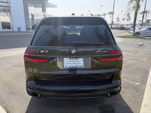 2024 BMW X7 xDrive40i