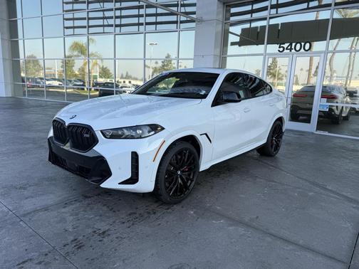 2024 BMW X6 M60i