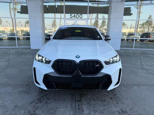 2024 BMW X6 M60i