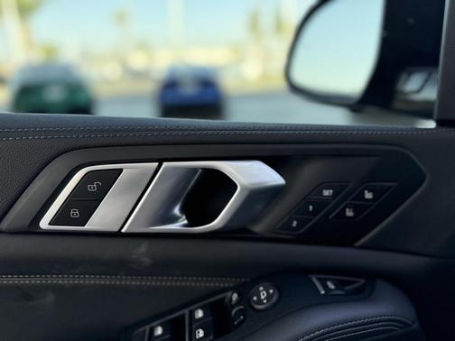 2023 BMW X5 PHEV xDrive45e