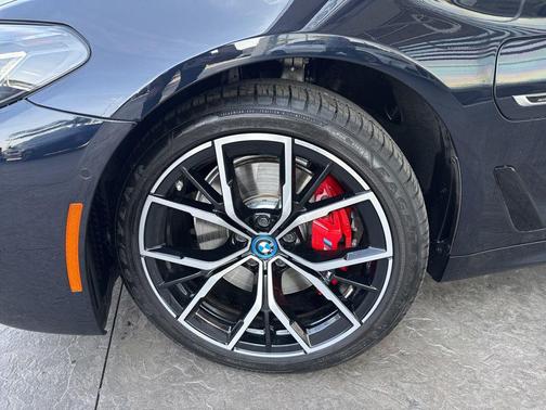 2023 BMW 530e Base