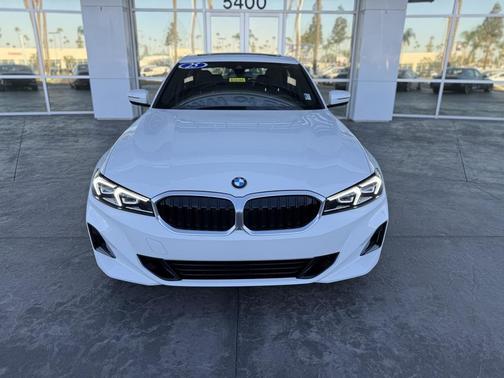 2025 BMW 330 i