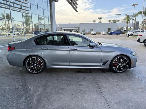 2023 BMW M550 i Xdrive
